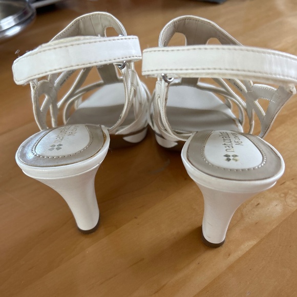 Naturalizer Danya Platform Dress Sandal 7.5 - Picture 4 of 13